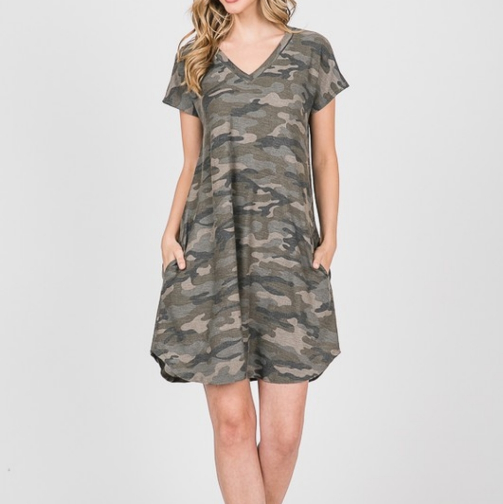 Camo dress with pockets